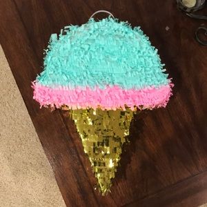 Ice cream cone  piniata